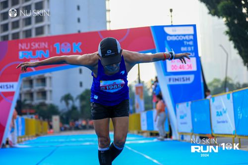 Race photo from Nu Skin Run 10K