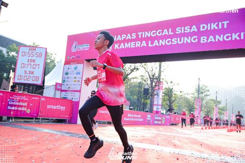 Race photo from Smartfren Run 2025 