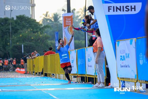 Race photo from Nu Skin Run 10K