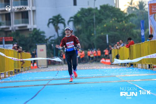Race photo from Nu Skin Run 10K