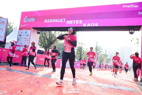 Race photo from Smartfren Run 2025 