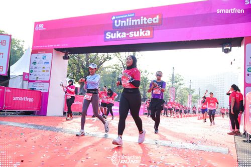 Race photo from Smartfren Run 2025 