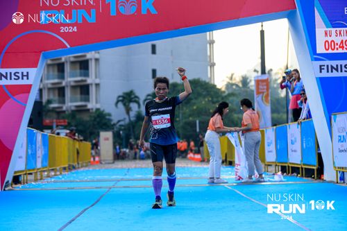 Race photo from Nu Skin Run 10K