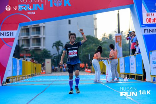 Race photo from Nu Skin Run 10K