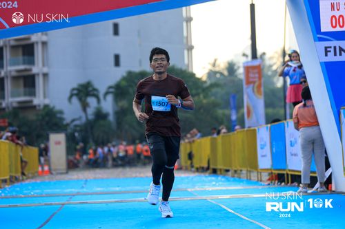 Race photo from Nu Skin Run 10K
