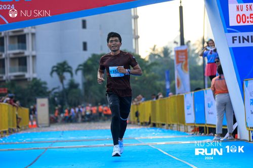 Race photo from Nu Skin Run 10K