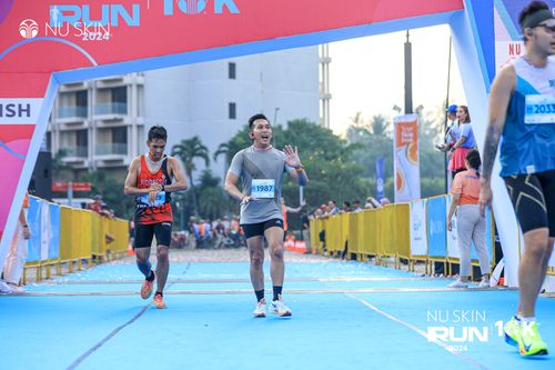 Race photo from Nu Skin Run 10K