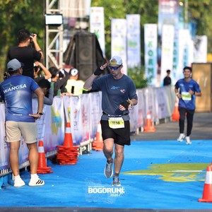 Race photo from BOGORUN 2026