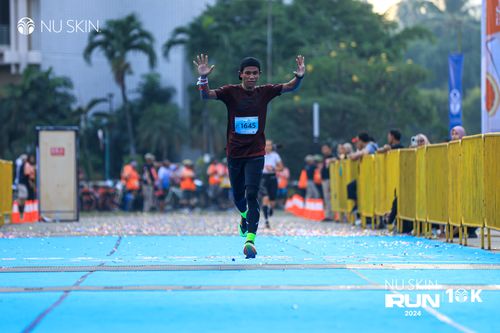 Race photo from Nu Skin Run 10K