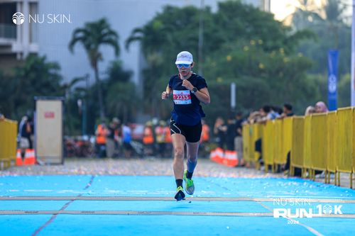 Race photo from Nu Skin Run 10K