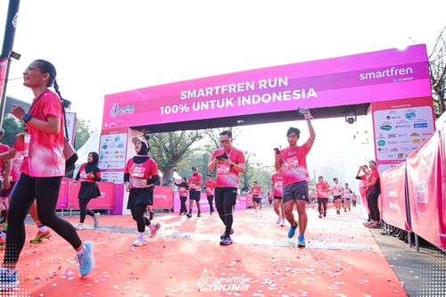 Race photo from Smartfren Run 2025 