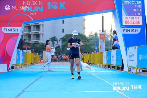 Race photo from Nu Skin Run 10K