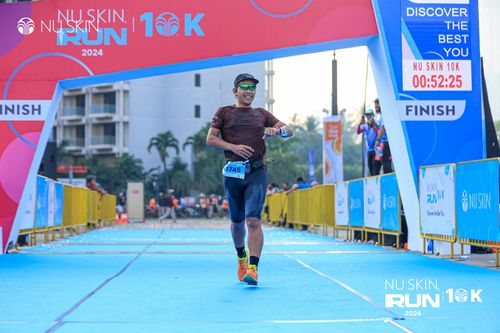 Race photo from Nu Skin Run 10K