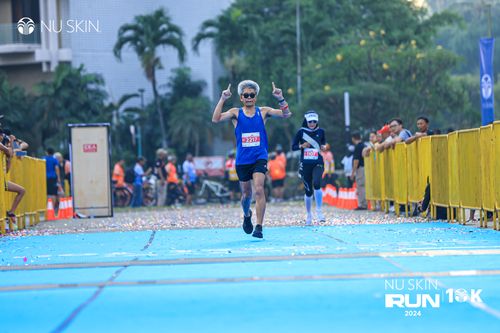 Race photo from Nu Skin Run 10K