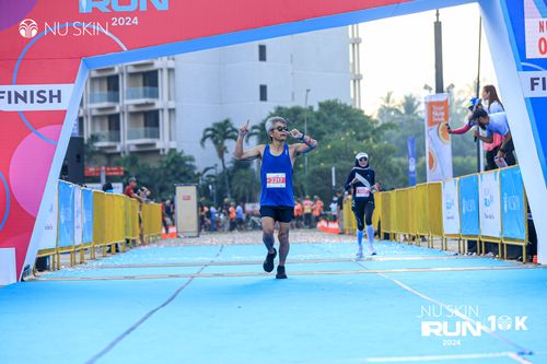 Race photo from Nu Skin Run 10K