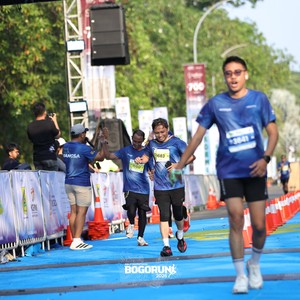 Race photo from BOGORUN 2026