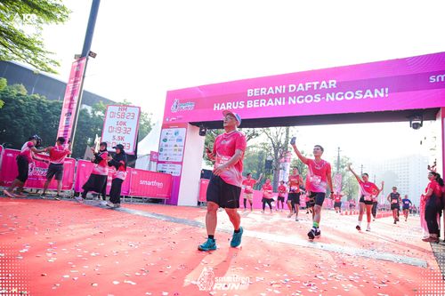 Race photo from Smartfren Run 2025 