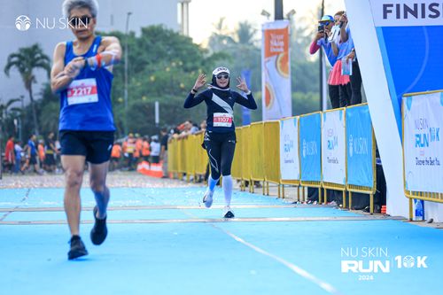 Race photo from Nu Skin Run 10K