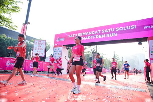 Race photo from Smartfren Run 2025 