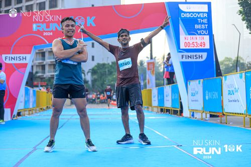 Race photo from Nu Skin Run 10K