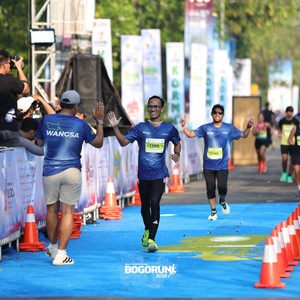 Race photo from BOGORUN 2026