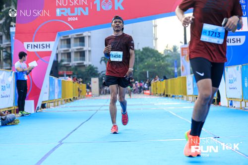 Race photo from Nu Skin Run 10K