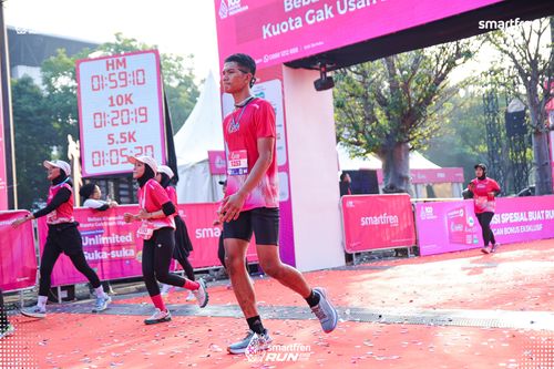 Race photo from Smartfren Run 2025 