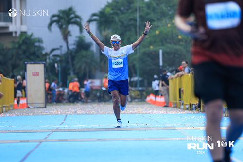 Race photo from Nu Skin Run 10K