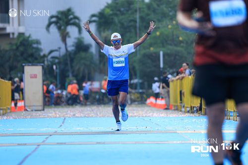 Race photo from Nu Skin Run 10K