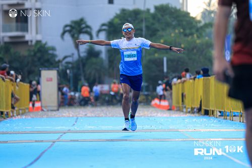Race photo from Nu Skin Run 10K