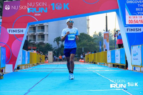 Race photo from Nu Skin Run 10K