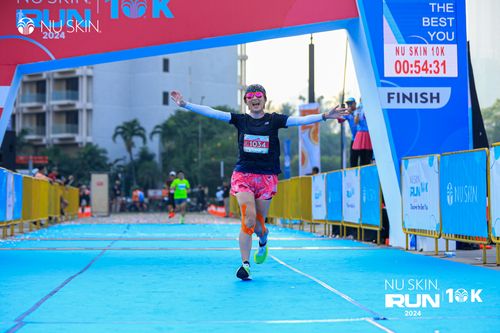Race photo from Nu Skin Run 10K