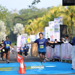 Race photo from BOGORUN 2026