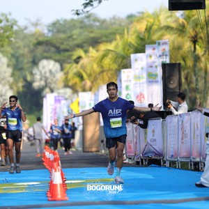 Race photo from BOGORUN 2026