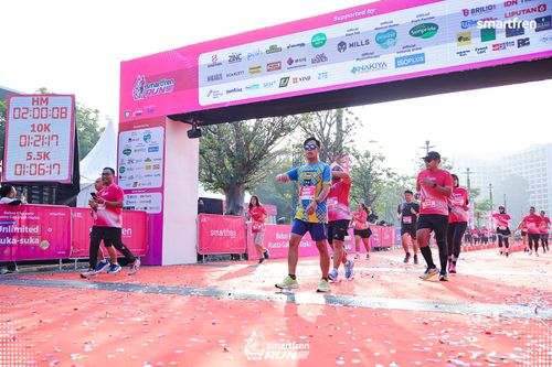 Race photo from Smartfren Run 2025 