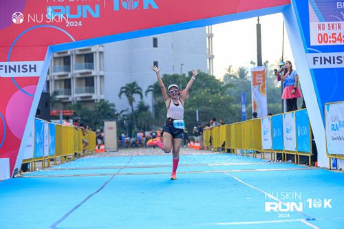 Race photo from Nu Skin Run 10K