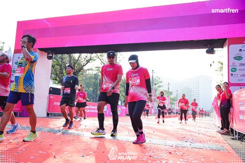 Race photo from Smartfren Run 2025 