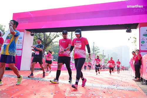 Race photo from Smartfren Run 2025 