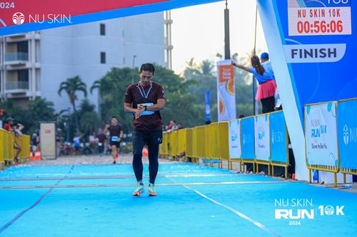 Race photo from Nu Skin Run 10K