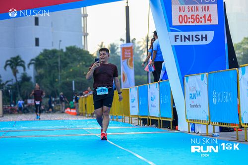 Race photo from Nu Skin Run 10K