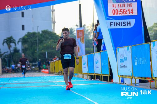 Race photo from Nu Skin Run 10K