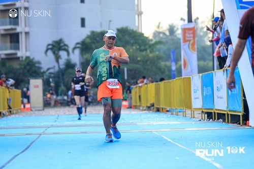 Race photo from Nu Skin Run 10K