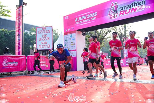 Race photo from Smartfren Run 2025 