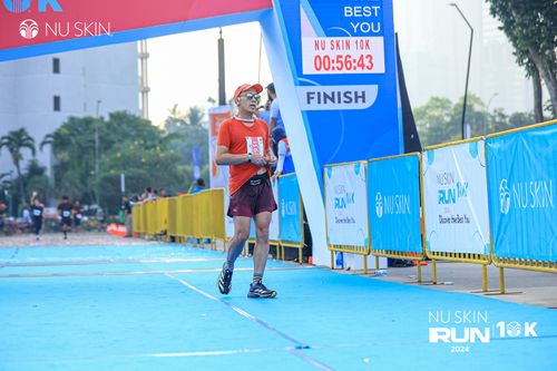 Race photo from Nu Skin Run 10K