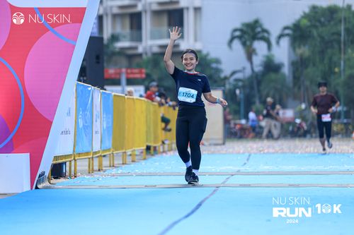 Race photo from Nu Skin Run 10K