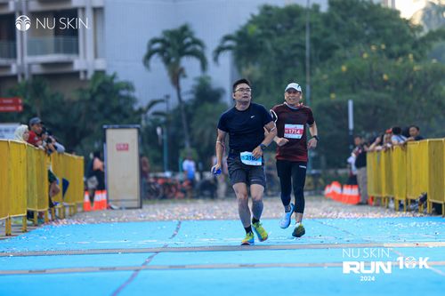 Race photo from Nu Skin Run 10K