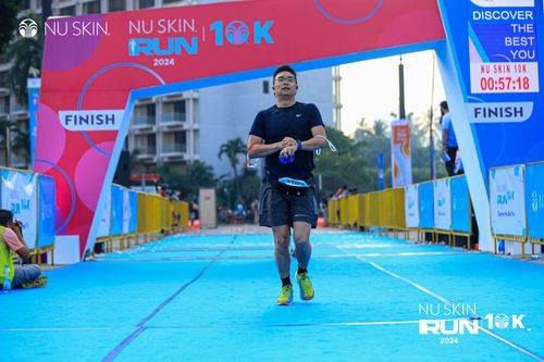 Race photo from Nu Skin Run 10K