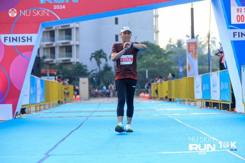 Race photo from Nu Skin Run 10K