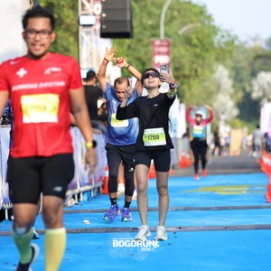 Race photo from BOGORUN 2026