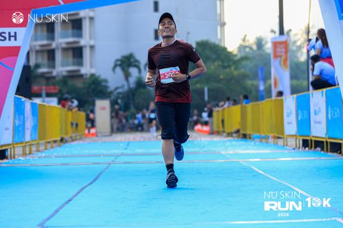 Race photo from Nu Skin Run 10K